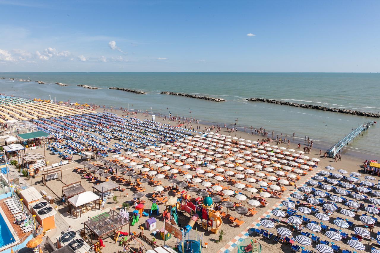 Hotel Universal Bellaria-Igea Marina Exterior foto